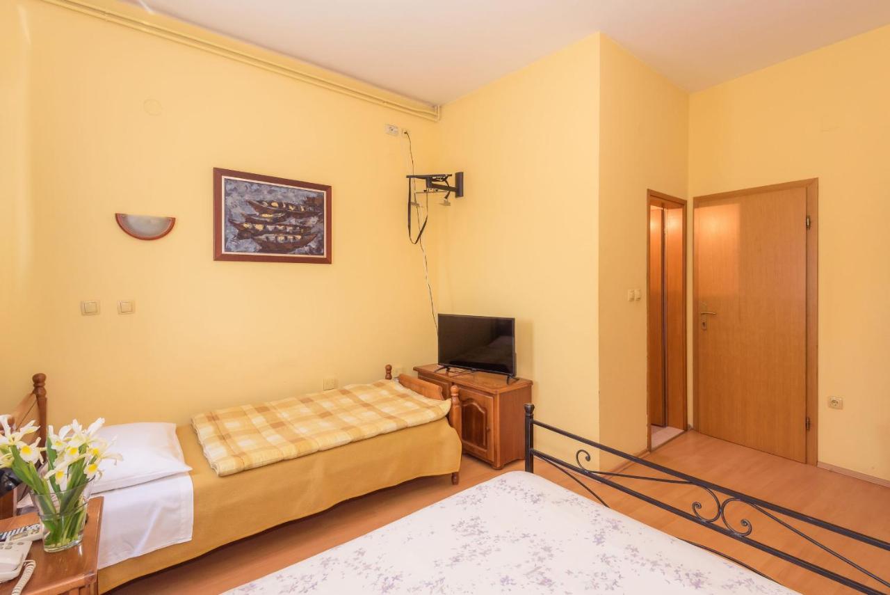 Djudja I Mate Bed & Breakfast Vid Ngoại thất bức ảnh