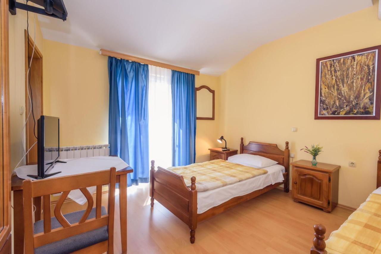 Djudja I Mate Bed & Breakfast Vid Ngoại thất bức ảnh